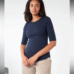#194-Y.M.C.
Earth Charlotte Top